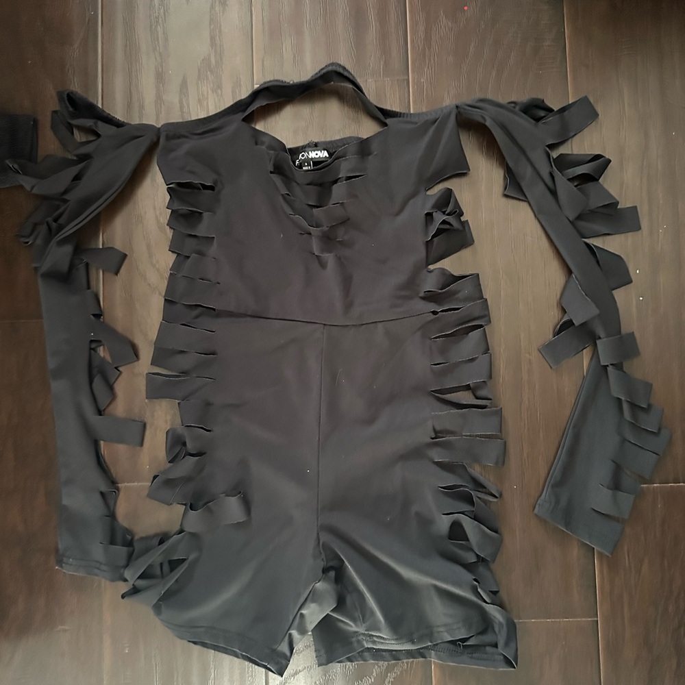 Romper - Picture 4 of 7